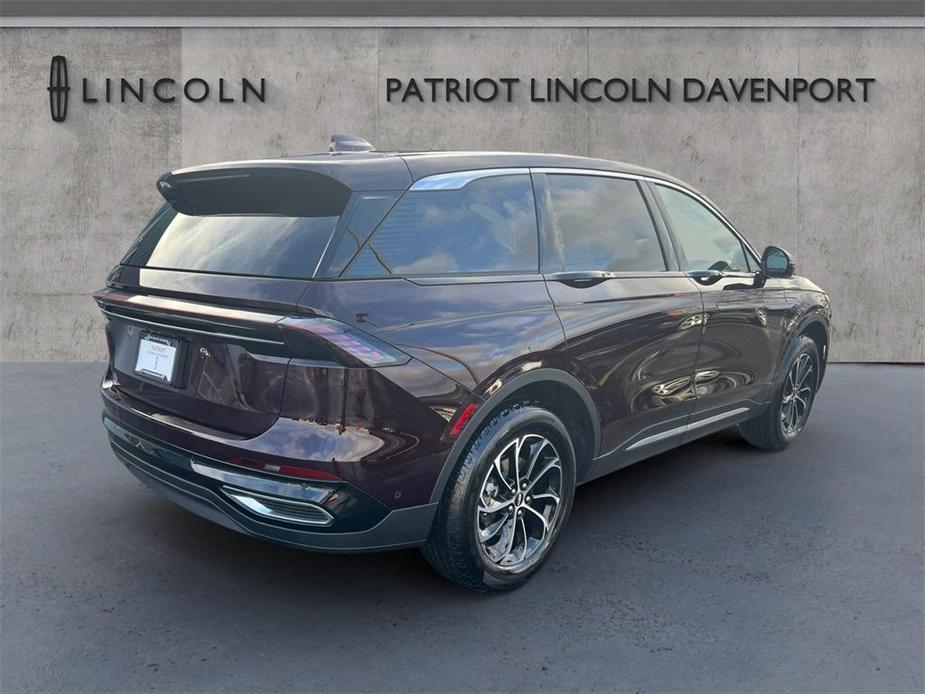 new 2024 Lincoln Nautilus car, priced at $54,060