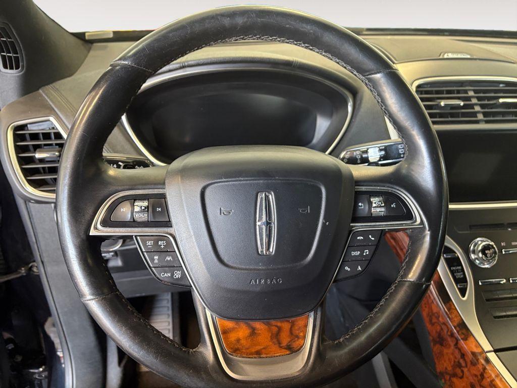 used 2020 Lincoln Nautilus car, priced at $27,418