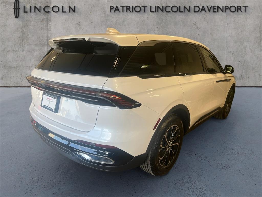 new 2025 Lincoln Nautilus car, priced at $59,020