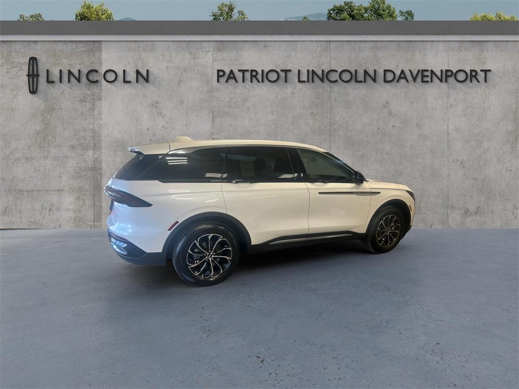 new 2025 Lincoln Nautilus car, priced at $59,020