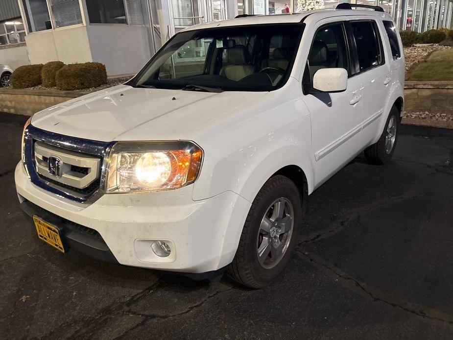 used 2011 Honda Pilot car, priced at $5,895