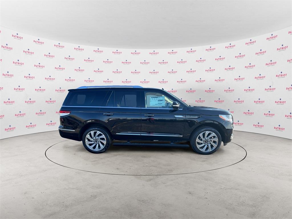 new 2024 Lincoln Navigator car, priced at $97,578