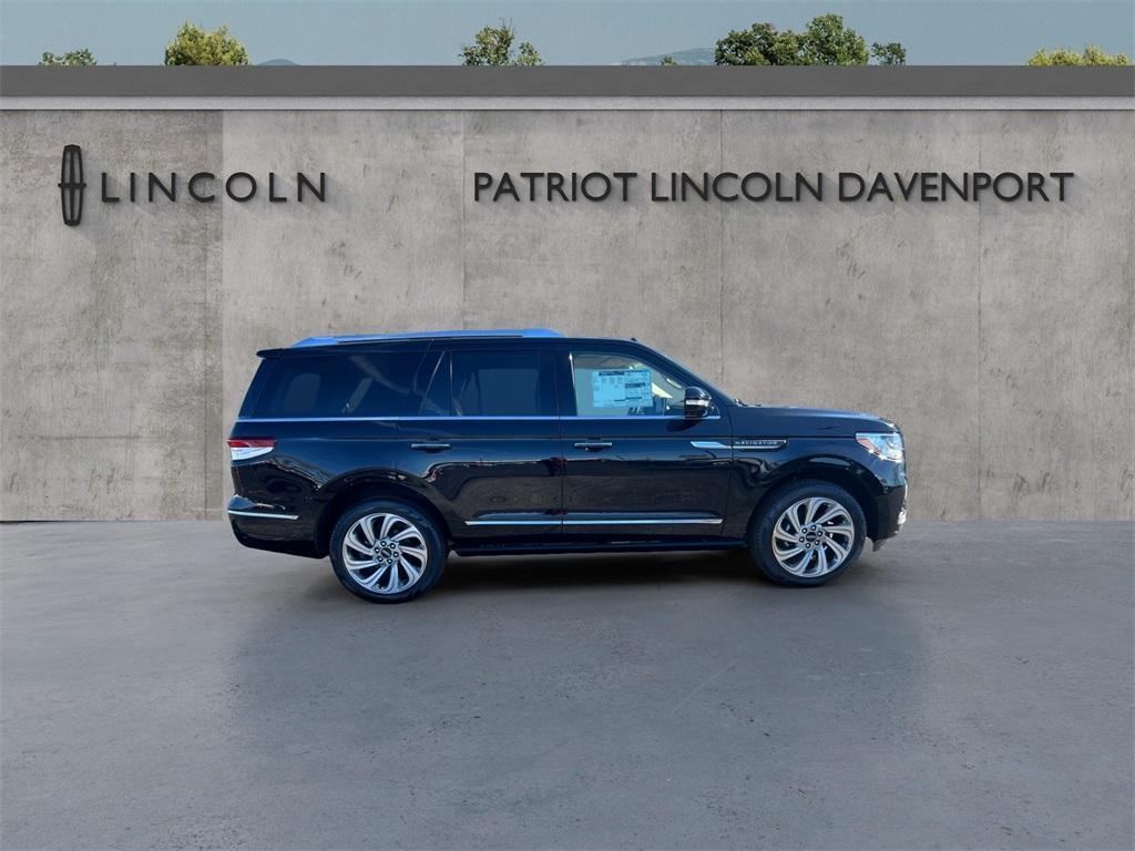 new 2024 Lincoln Navigator car, priced at $96,578