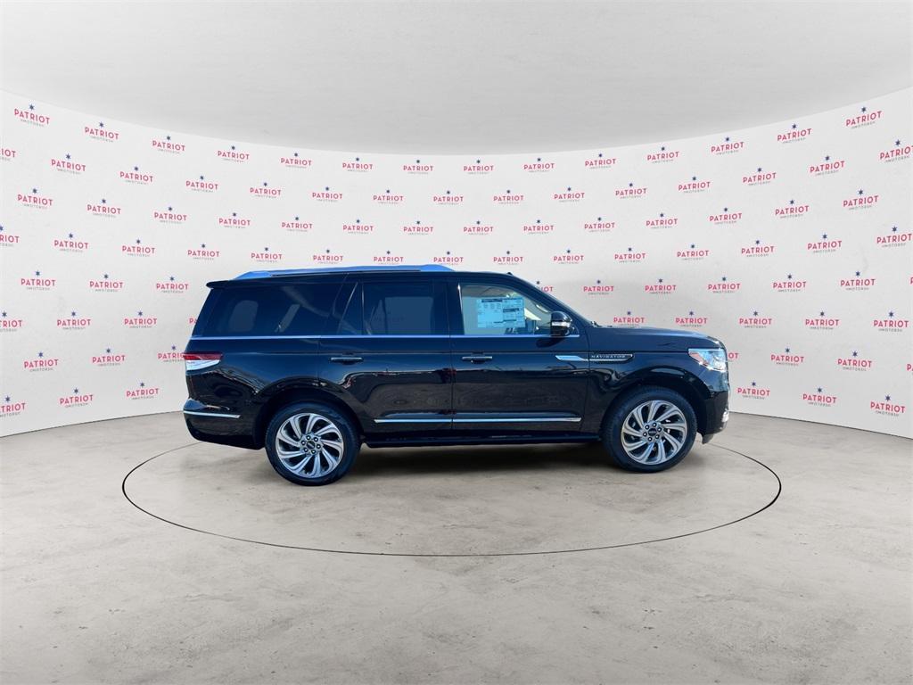 new 2024 Lincoln Navigator car, priced at $97,578