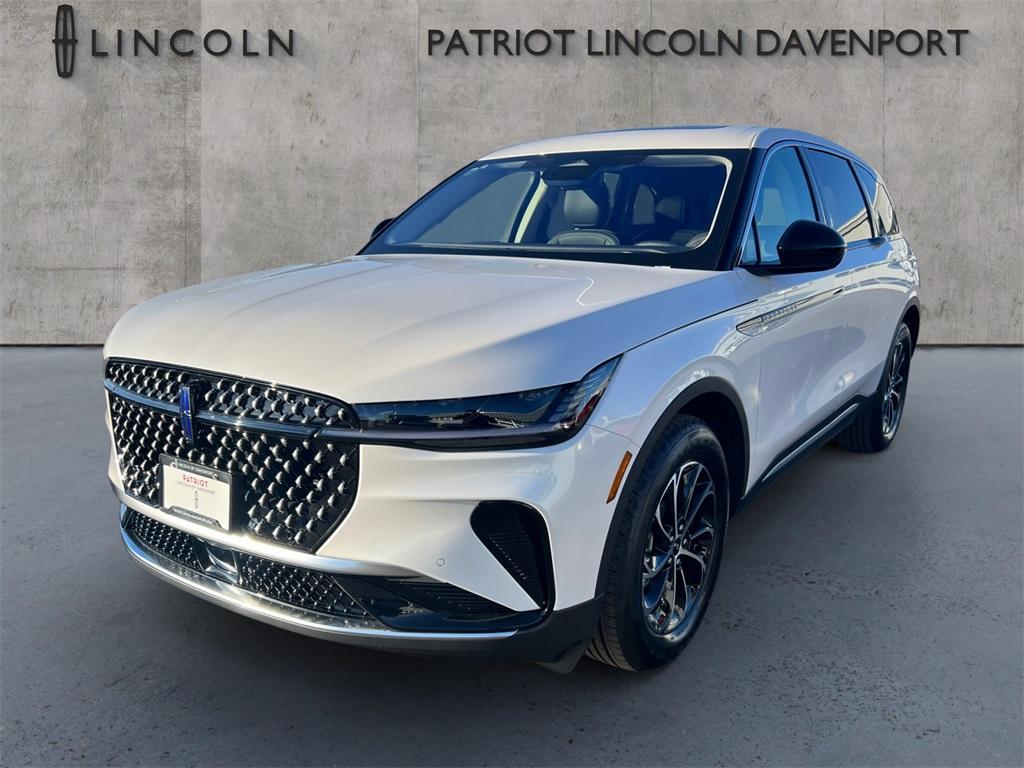 new 2025 Lincoln Nautilus car, priced at $61,020