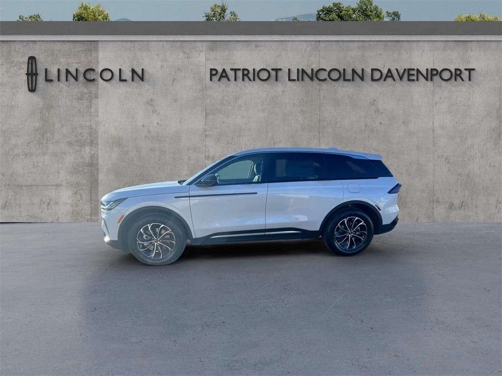 new 2025 Lincoln Nautilus car, priced at $61,020