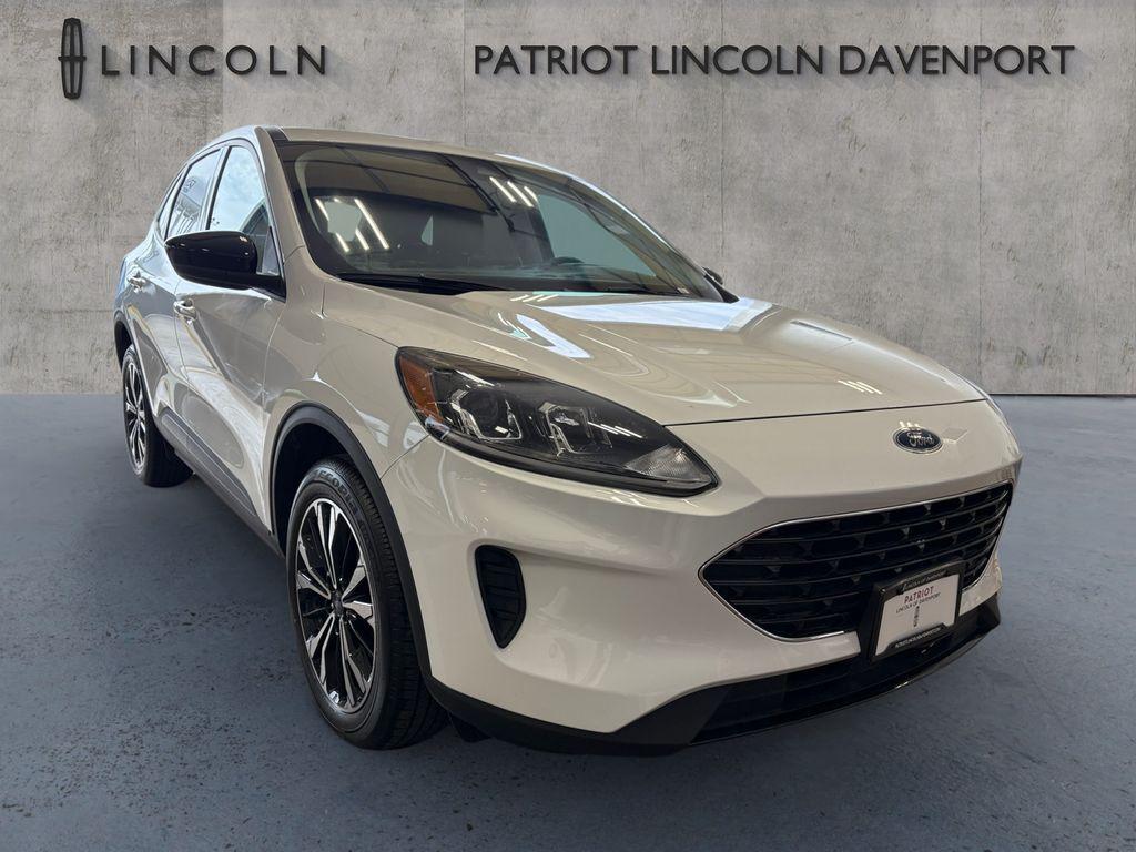 used 2022 Ford Escape car, priced at $24,995