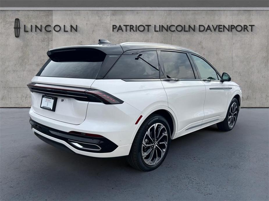 new 2024 Lincoln Nautilus car, priced at $61,469