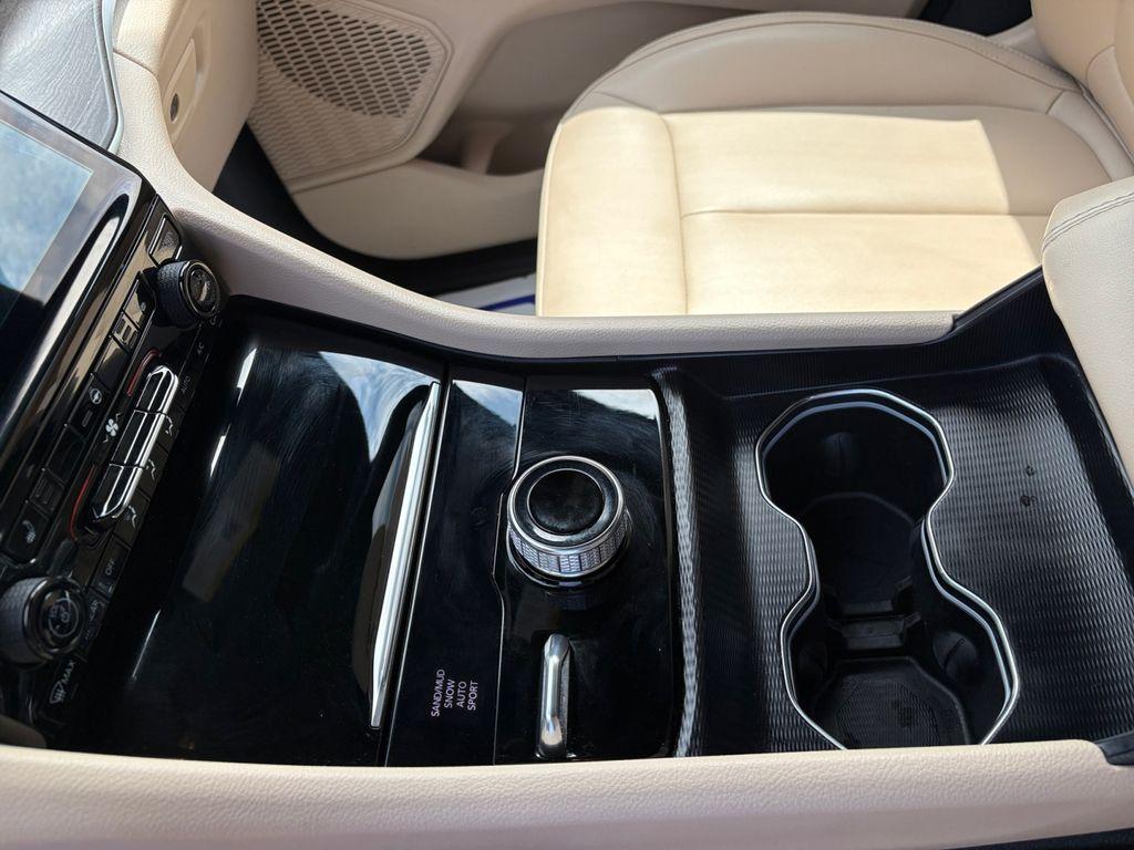 used 2024 Jeep Grand Cherokee car, priced at $39,615
