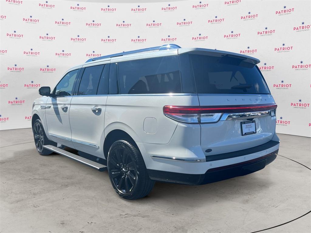 new 2024 Lincoln Navigator L car, priced at $102,024