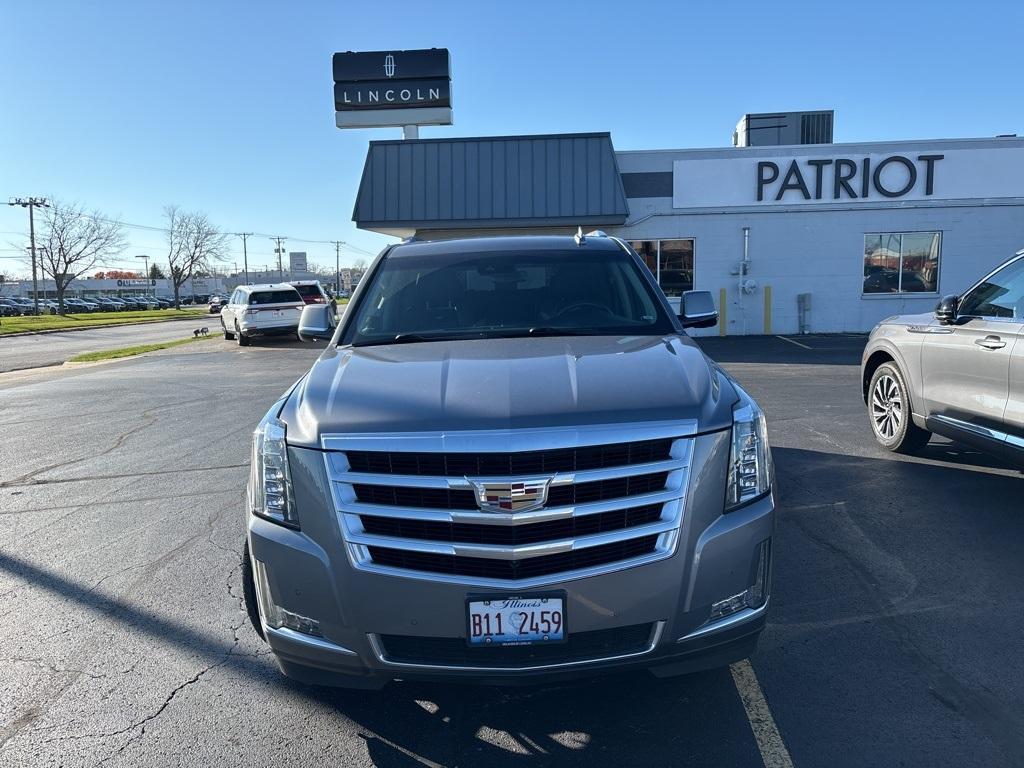 used 2019 Cadillac Escalade ESV car, priced at $32,687