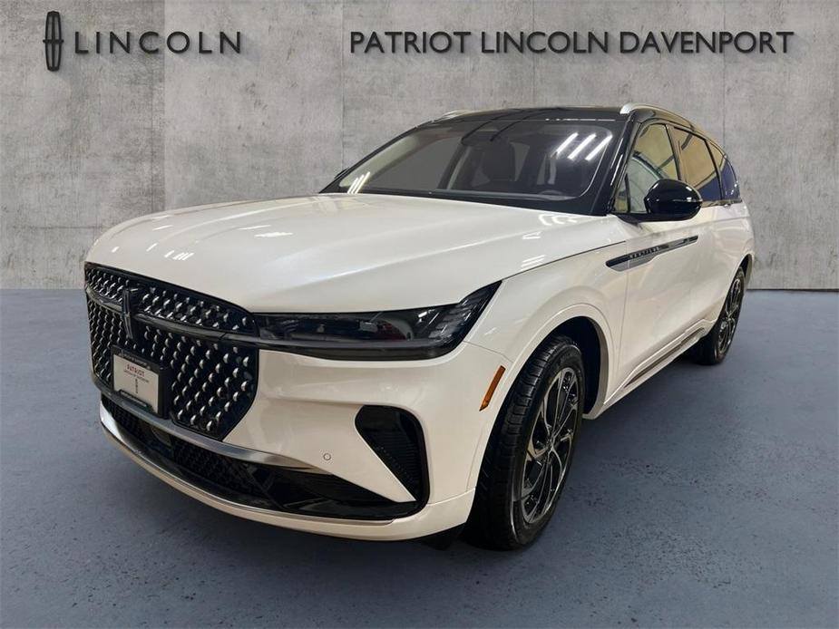 new 2025 Lincoln Nautilus car, priced at $63,355