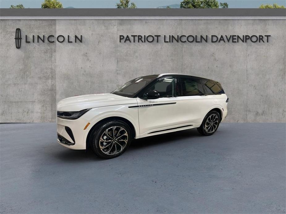 new 2025 Lincoln Nautilus car, priced at $63,355