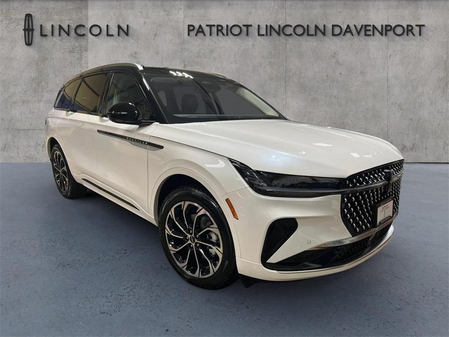 new 2025 Lincoln Nautilus car, priced at $63,355