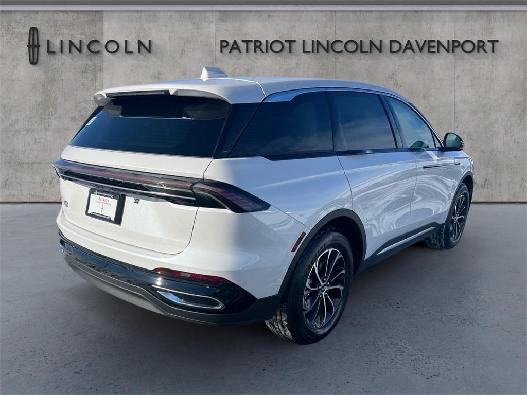 new 2025 Lincoln Nautilus car, priced at $61,020