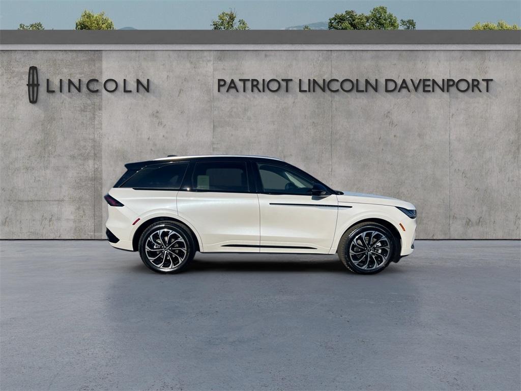 new 2025 Lincoln Nautilus car, priced at $65,455