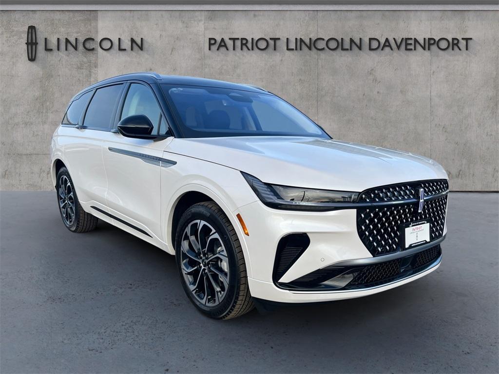 new 2025 Lincoln Nautilus car, priced at $65,455