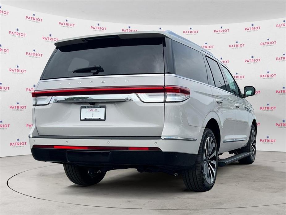 new 2024 Lincoln Navigator car, priced at $97,672