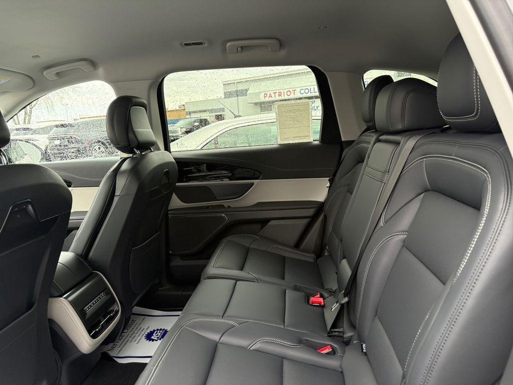 new 2025 Lincoln Nautilus car, priced at $55,134