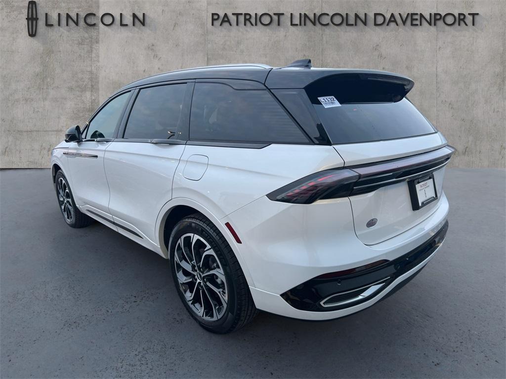 new 2025 Lincoln Nautilus car, priced at $65,455