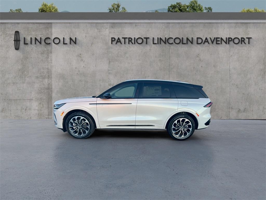 new 2025 Lincoln Nautilus car, priced at $65,455