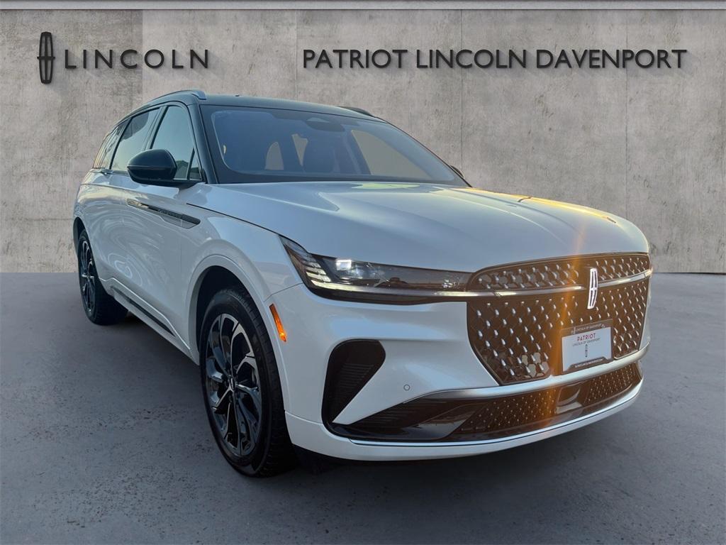 new 2025 Lincoln Nautilus car, priced at $65,455