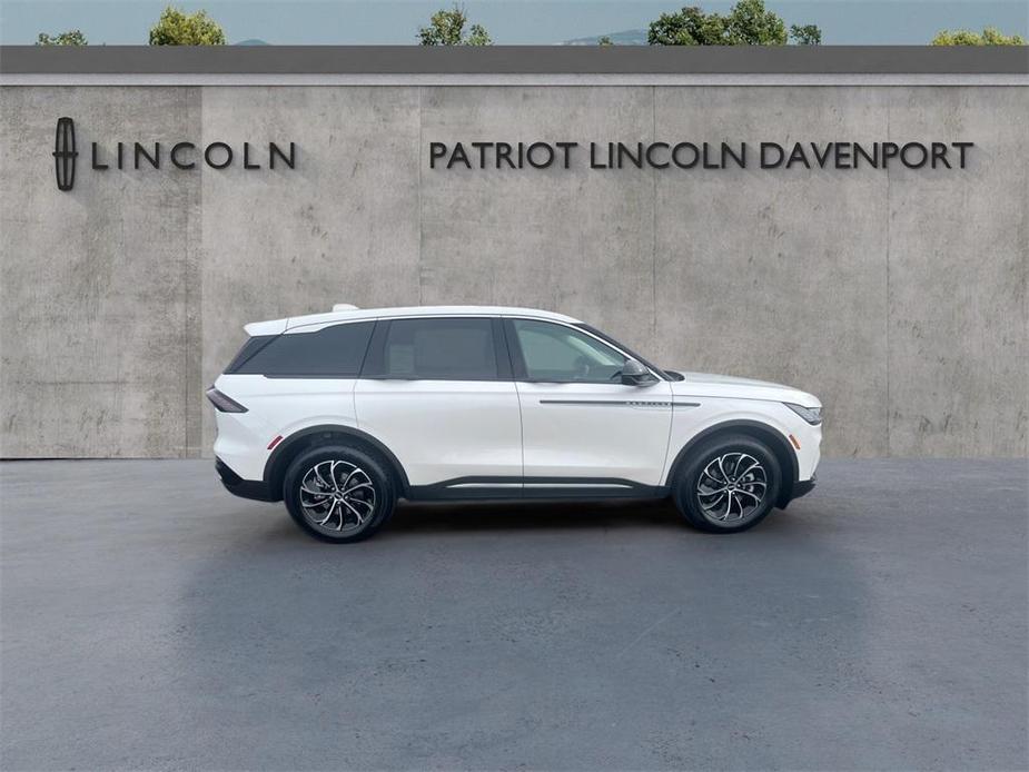 new 2025 Lincoln Nautilus car, priced at $58,920