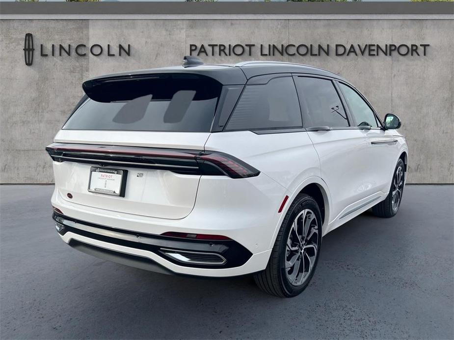 new 2024 Lincoln Nautilus car, priced at $52,665