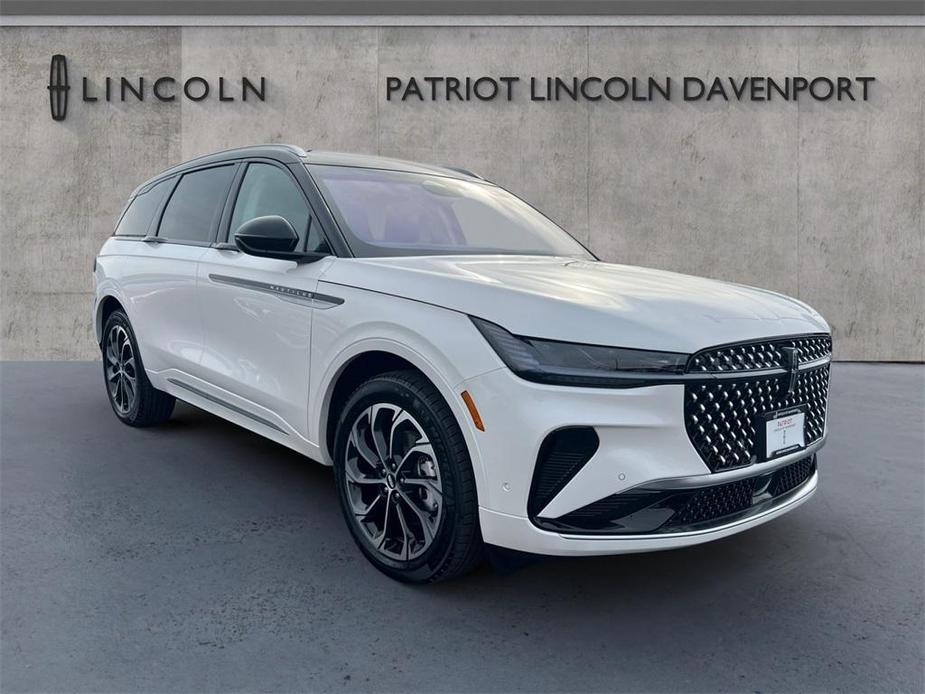 new 2024 Lincoln Nautilus car, priced at $52,665