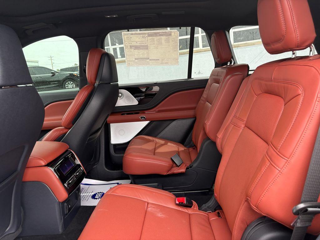 new 2025 Lincoln Aviator car, priced at $73,129