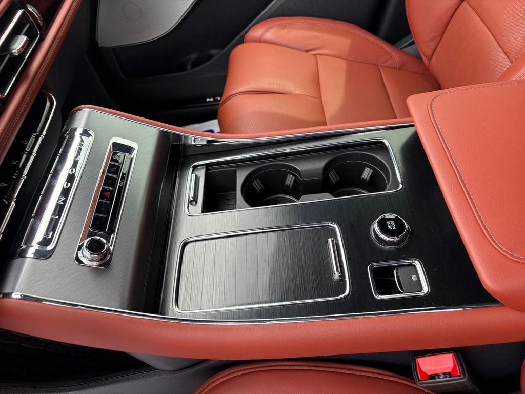 new 2025 Lincoln Aviator car, priced at $73,129
