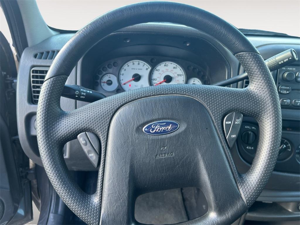 used 2004 Ford Escape car, priced at $4,999