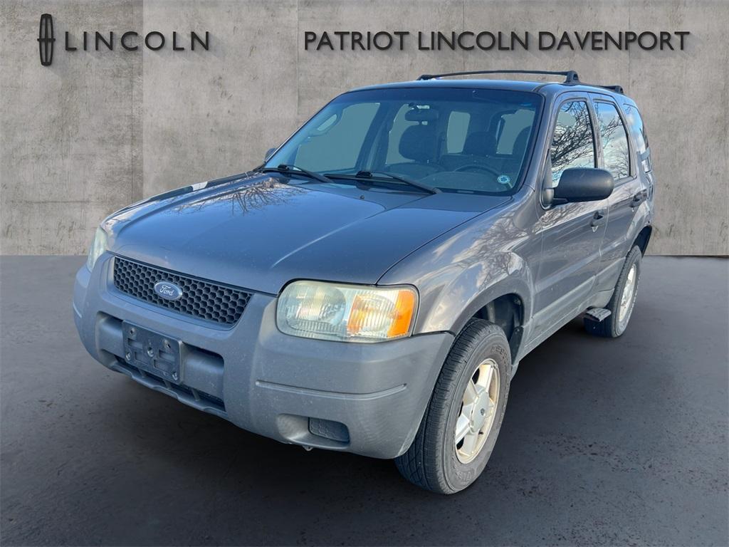 used 2004 Ford Escape car, priced at $4,999