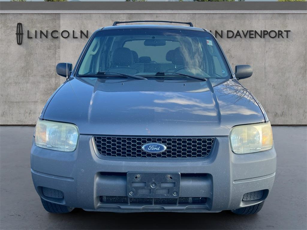 used 2004 Ford Escape car, priced at $4,999