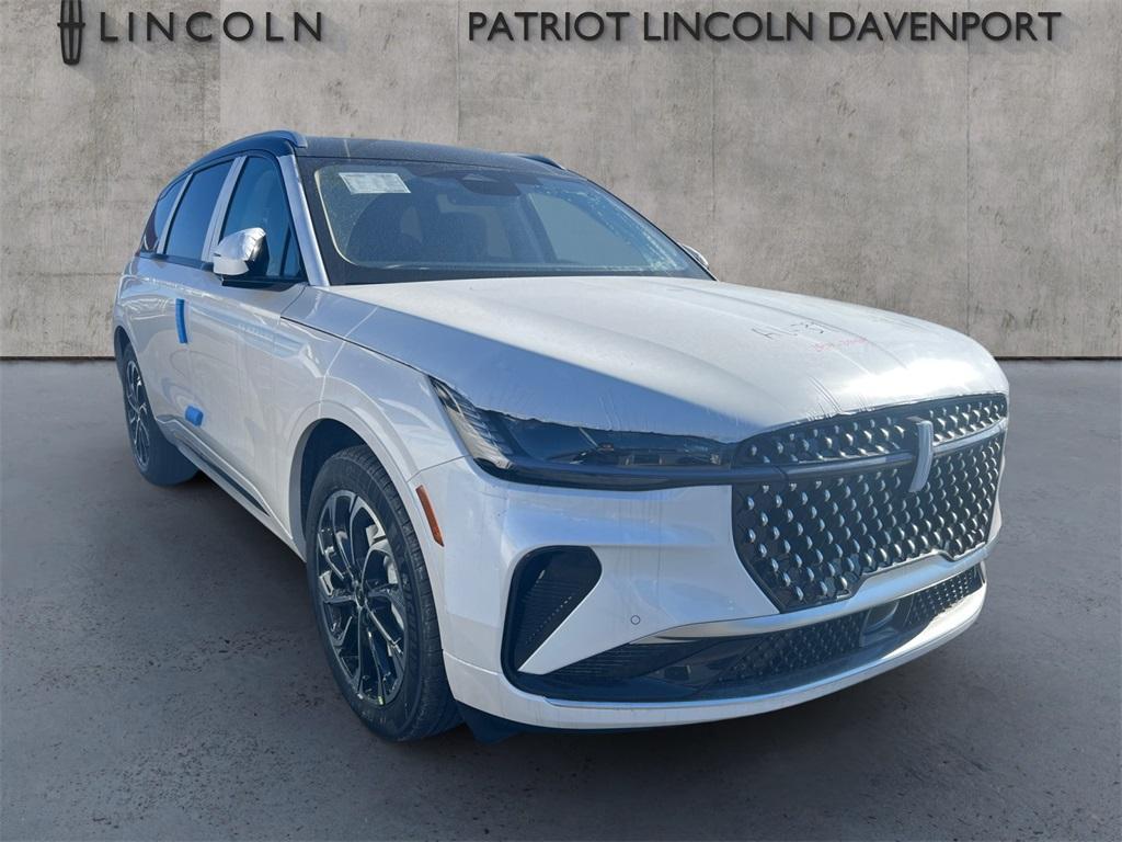 new 2025 Lincoln Nautilus car, priced at $67,910