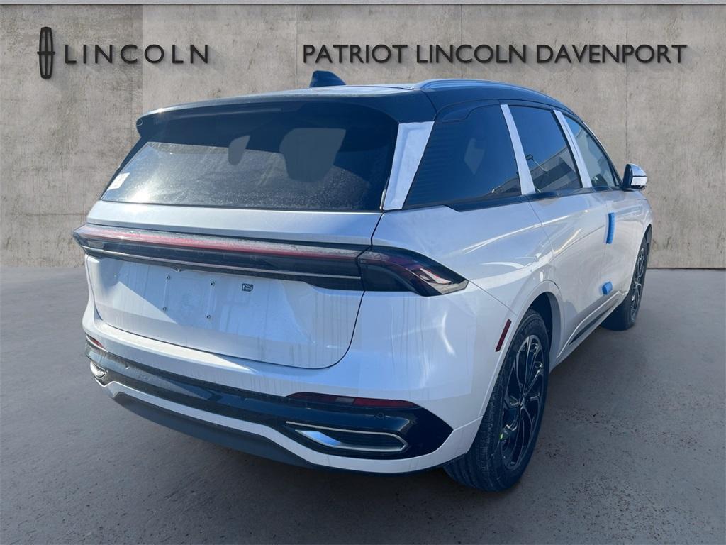 new 2025 Lincoln Nautilus car, priced at $67,910