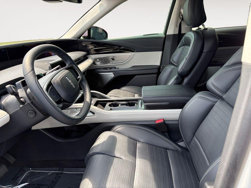 new 2025 Lincoln Nautilus car, priced at $79,999