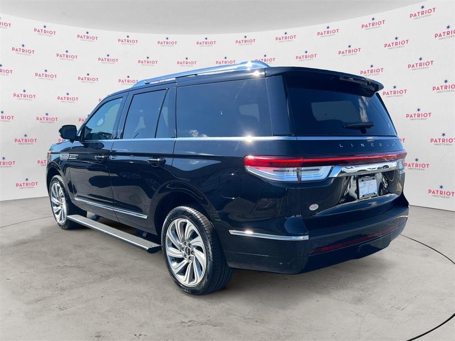 new 2024 Lincoln Navigator car, priced at $101,270