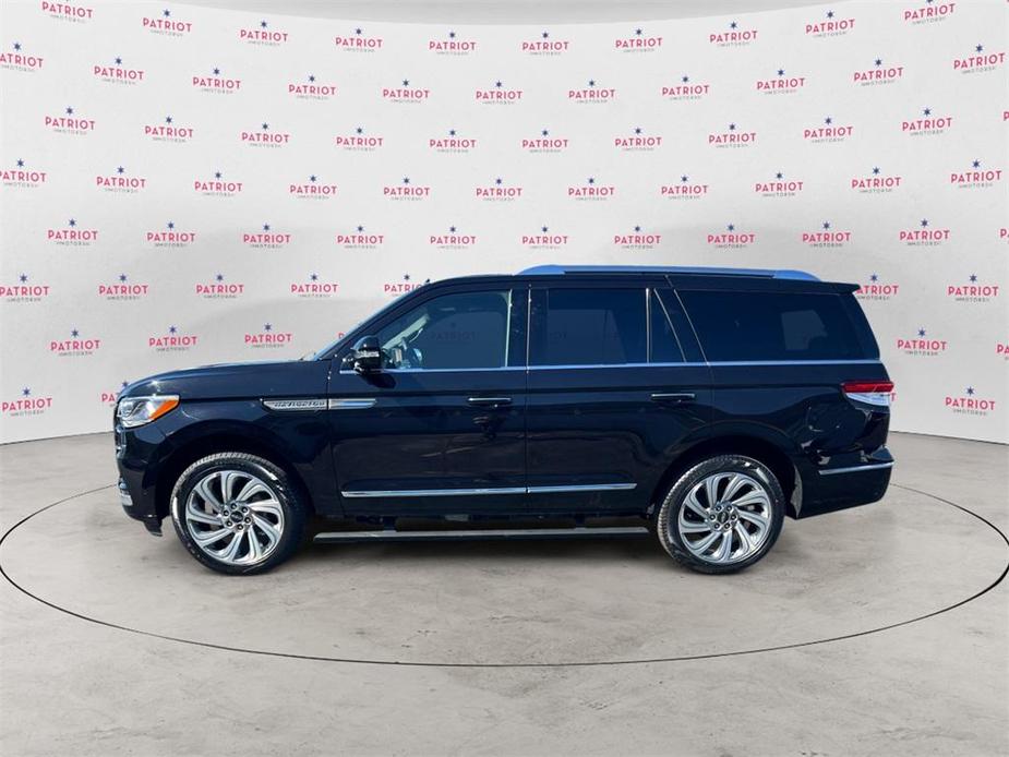 new 2024 Lincoln Navigator car, priced at $101,270