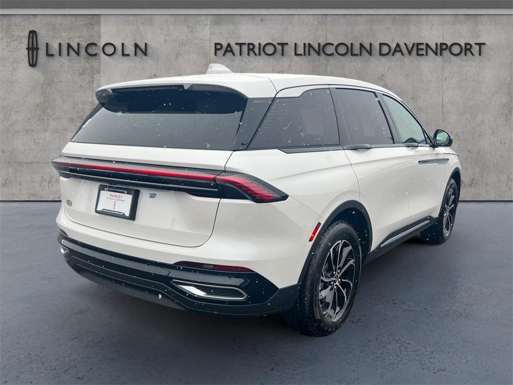 new 2025 Lincoln Nautilus car, priced at $61,020