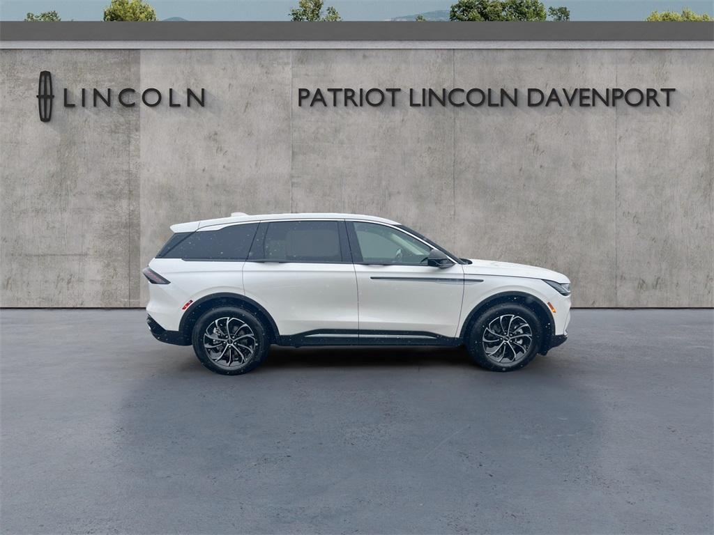 new 2025 Lincoln Nautilus car, priced at $61,020