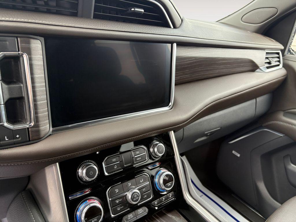 used 2022 GMC Yukon car