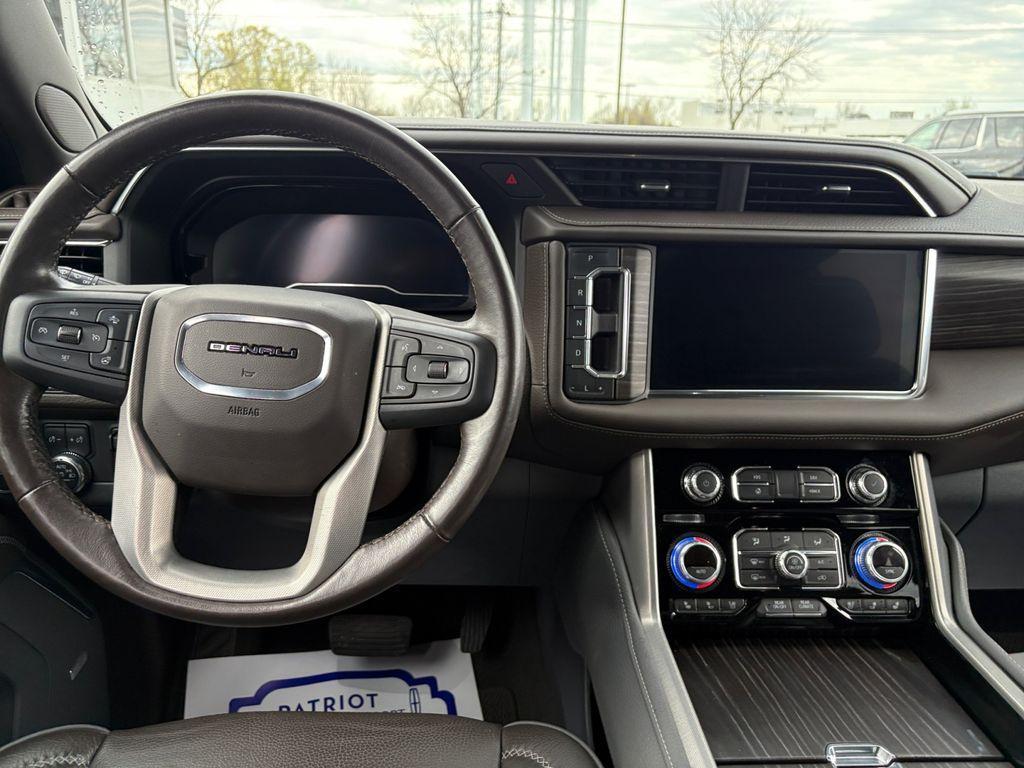 used 2022 GMC Yukon car