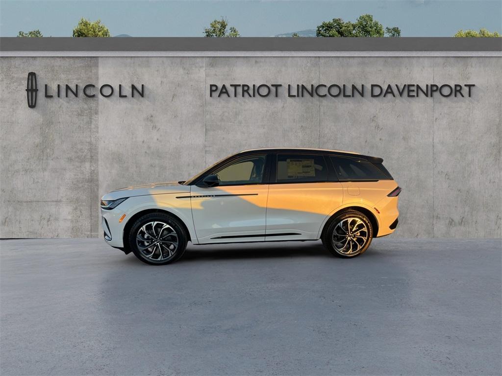 new 2025 Lincoln Nautilus car, priced at $63,455