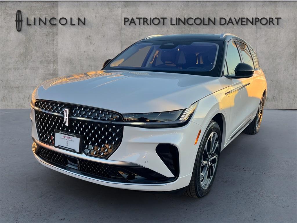 new 2025 Lincoln Nautilus car, priced at $63,455