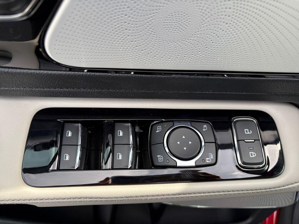 new 2025 Lincoln Aviator car, priced at $78,899