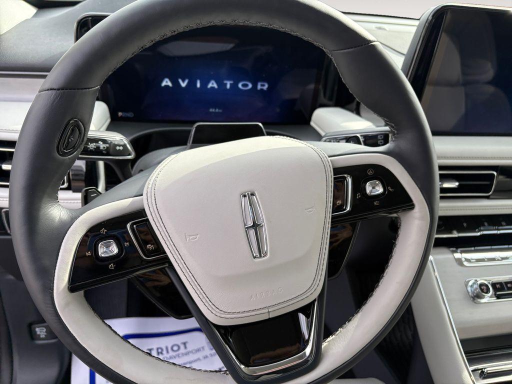 new 2025 Lincoln Aviator car, priced at $78,899