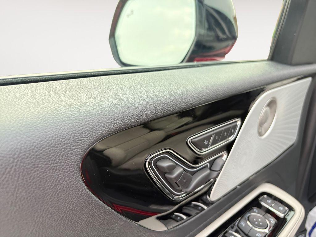 new 2025 Lincoln Aviator car, priced at $78,399