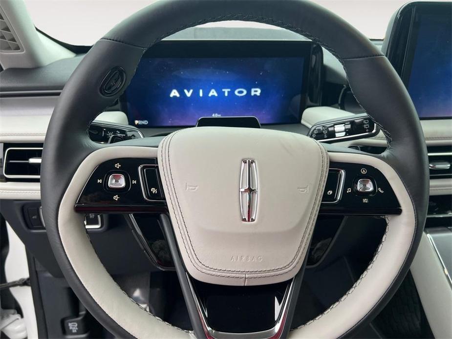 new 2025 Lincoln Aviator car, priced at $63,825