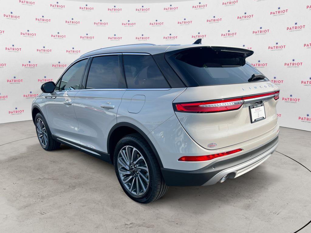 used 2024 Lincoln Corsair car